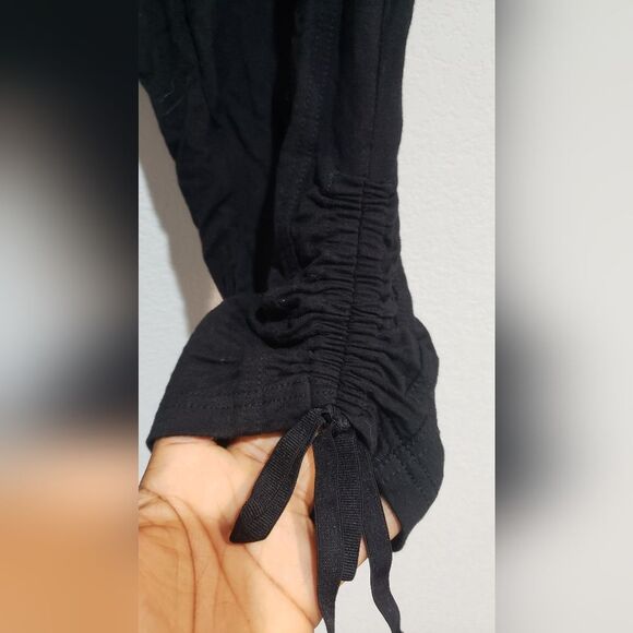 Susan Graver Regular Weekend Crop Pants with Ruching Detail Black, Medium - Picture 3 of 7
